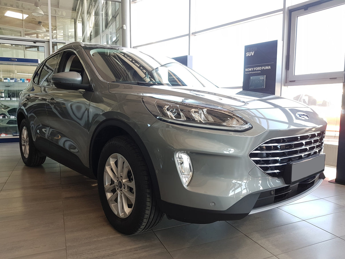 Lastskydd Ford Kuga III Titanium/ Titanium X/ Trend/ Cool+Connect 2019–2024, facelift 2024+ – Silver satin – detaljbild 2