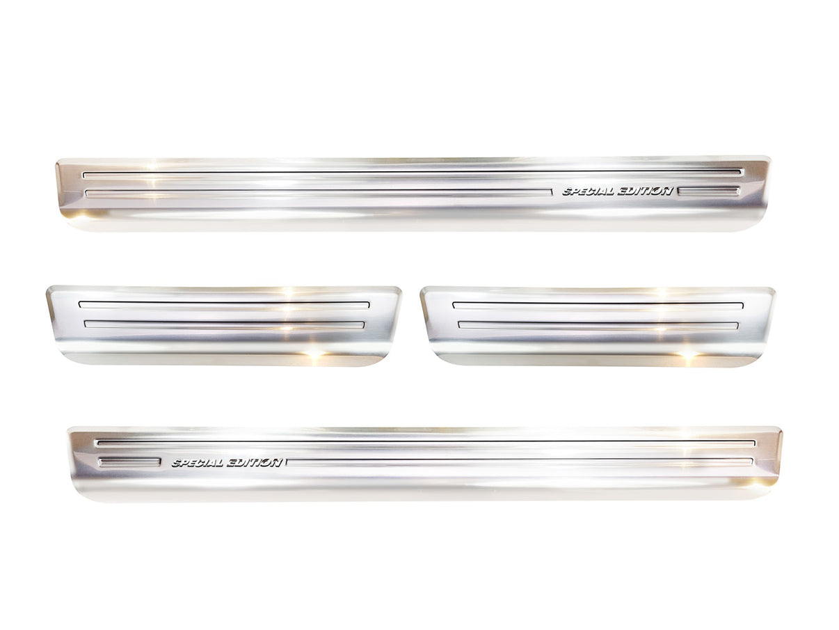 Tröskelskydd Special Edition Volkswagen Touareg III 2018–2023 facelift 2023+ – Silver satin (2/22241)