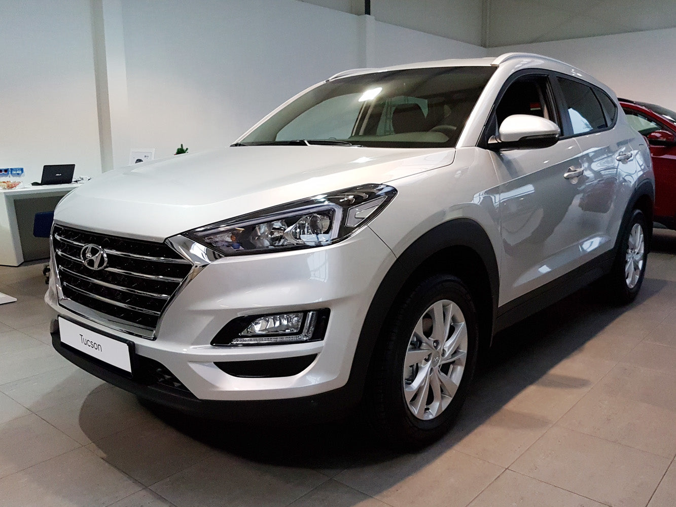 Lastskydd Hyundai Tucson III facelift 2018–2020 – Svart – detaljbild 3
