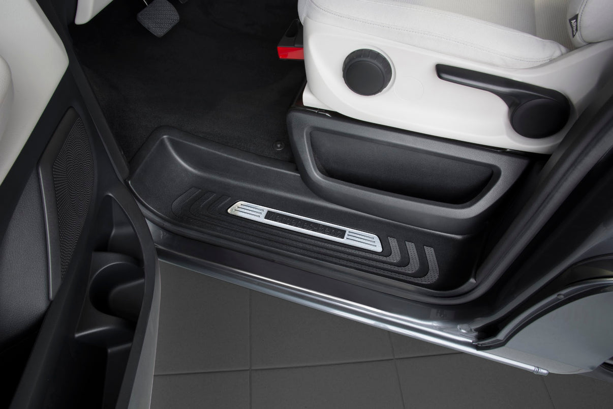 Tröskelskydd Mercedes V Class W447/ Vito III 2014+ – Silver satin – detaljbild 2