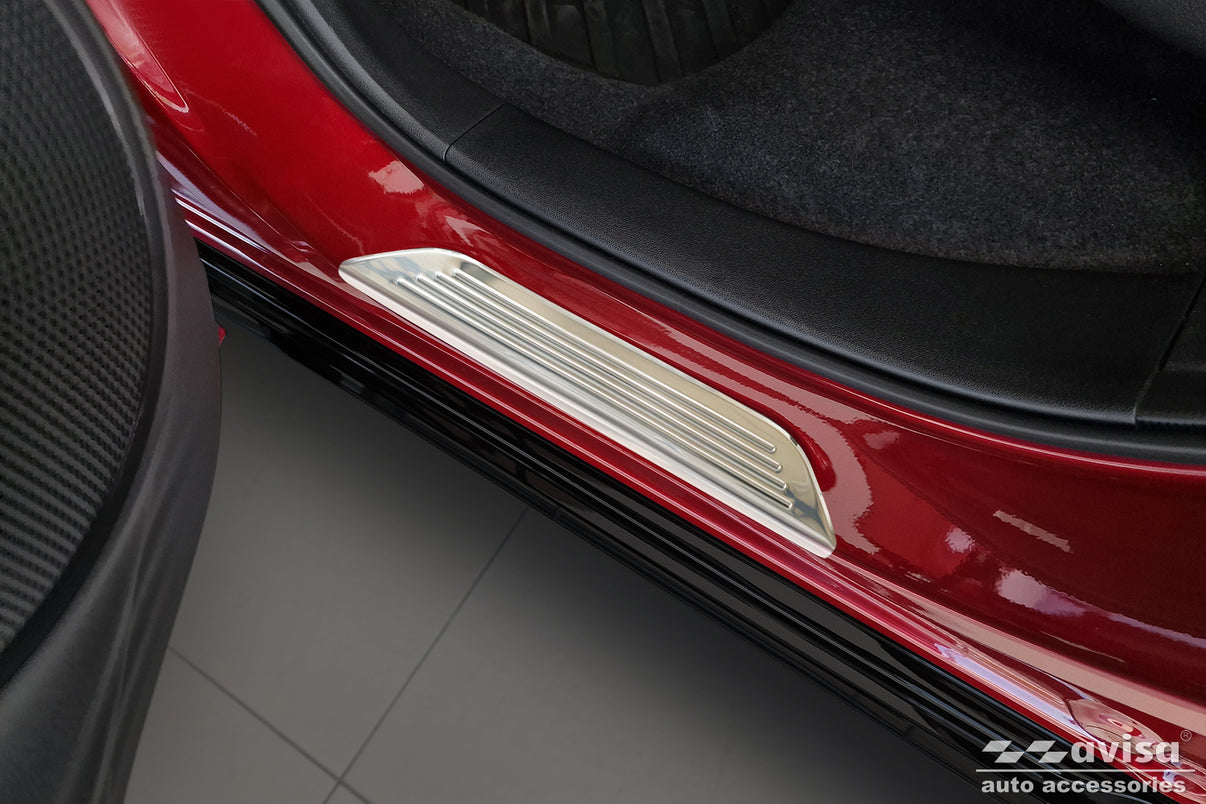 Tröskelskydd Lines Honda Zr-V 2023+ – Silver satin – detaljbild 2