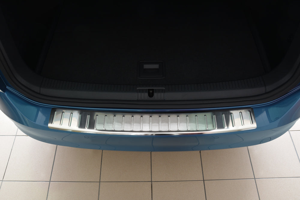 Lastskydd Volkswagen Golf VII Variant/ Alltrack 2012–2016 – Silver satin – detaljbild 2