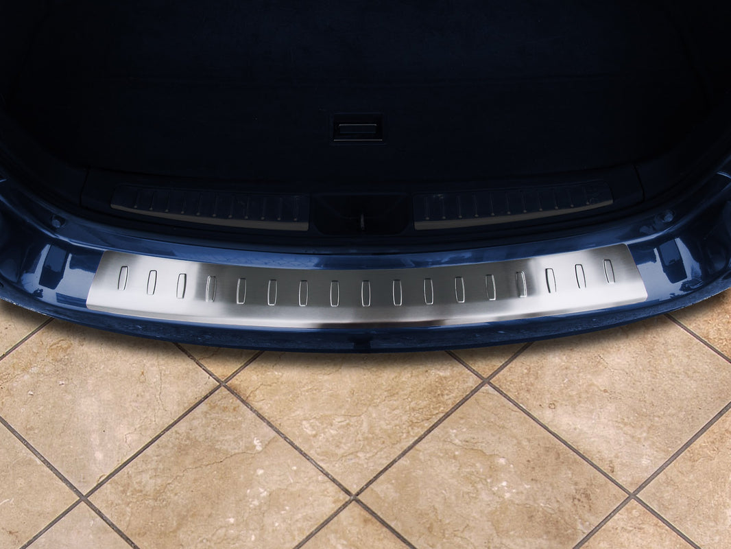 Lastskydd Toyota Avensis II Kombi 2002–2009 – Silver satin