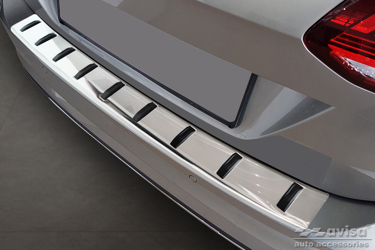 Lastskydd Strong Edition Volkswagen Golf VII Variant/ R-line facelift 2017–2019/ VW Golf Variant 2018 2020 Alltrack – Silver – detaljbild 3