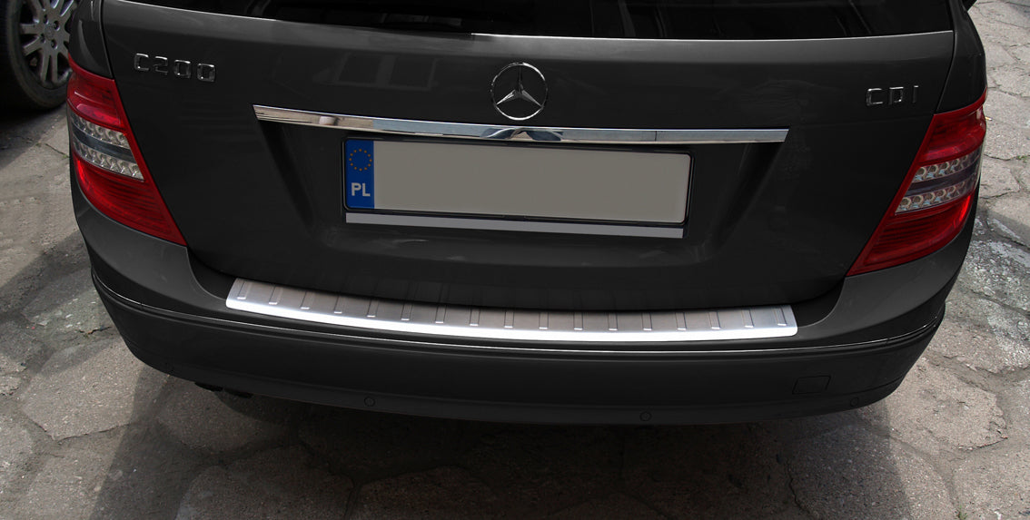 Lastskydd Mercedes C Class W204 Kombi/ AMG 2007–2011 – Silver satin – detaljbild 3