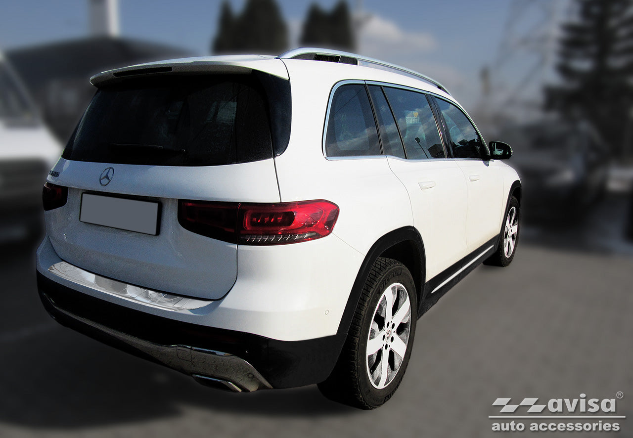Lastskydd Mercedes Glb (X247) crossover 2019–2025/ Mercedes Glb AMG (X247) 2019–2025 – Silver satin – detaljbild 2