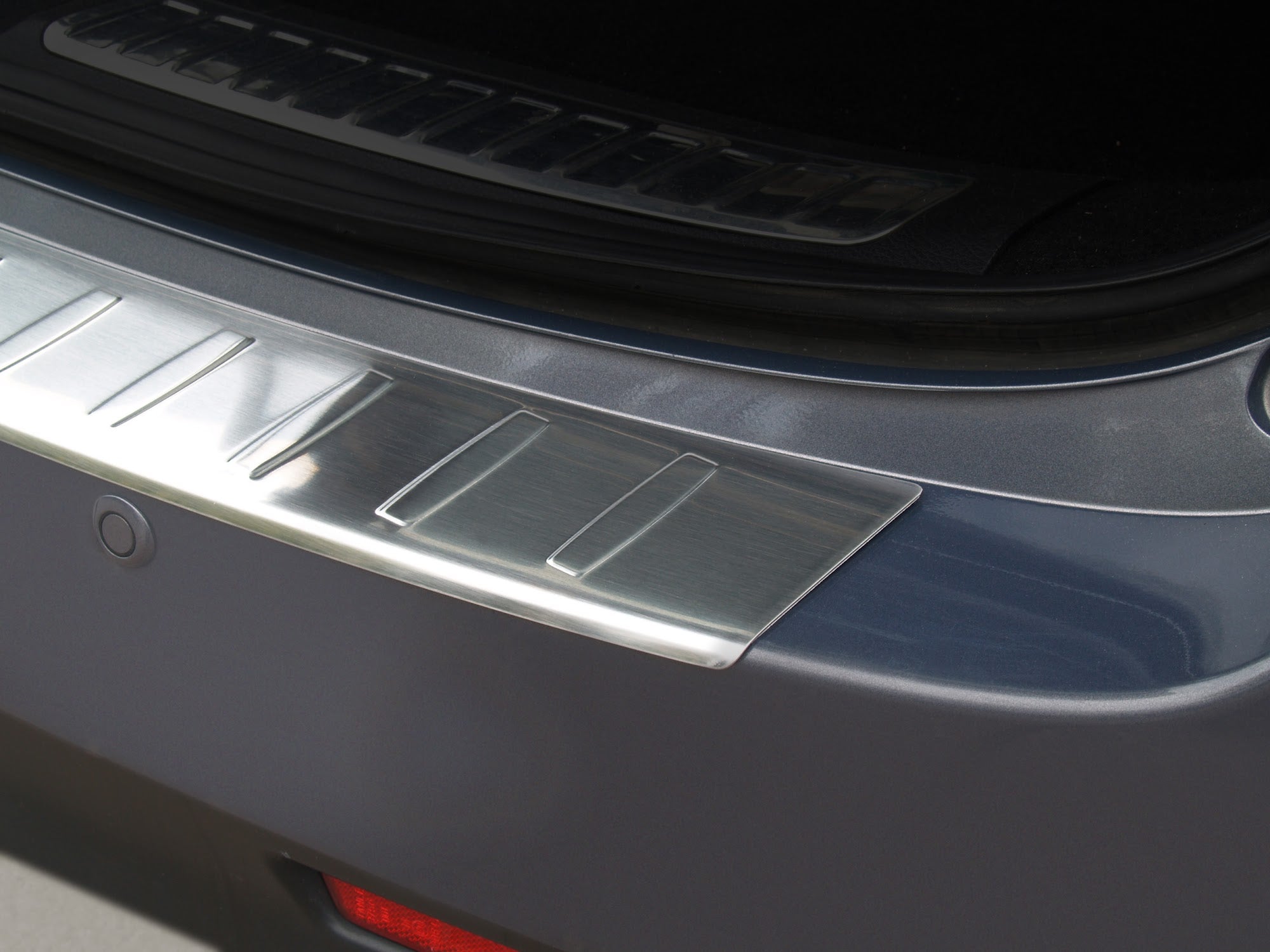 Lastskydd Mazda 6 Kombi 2008–2012 – Silver satin