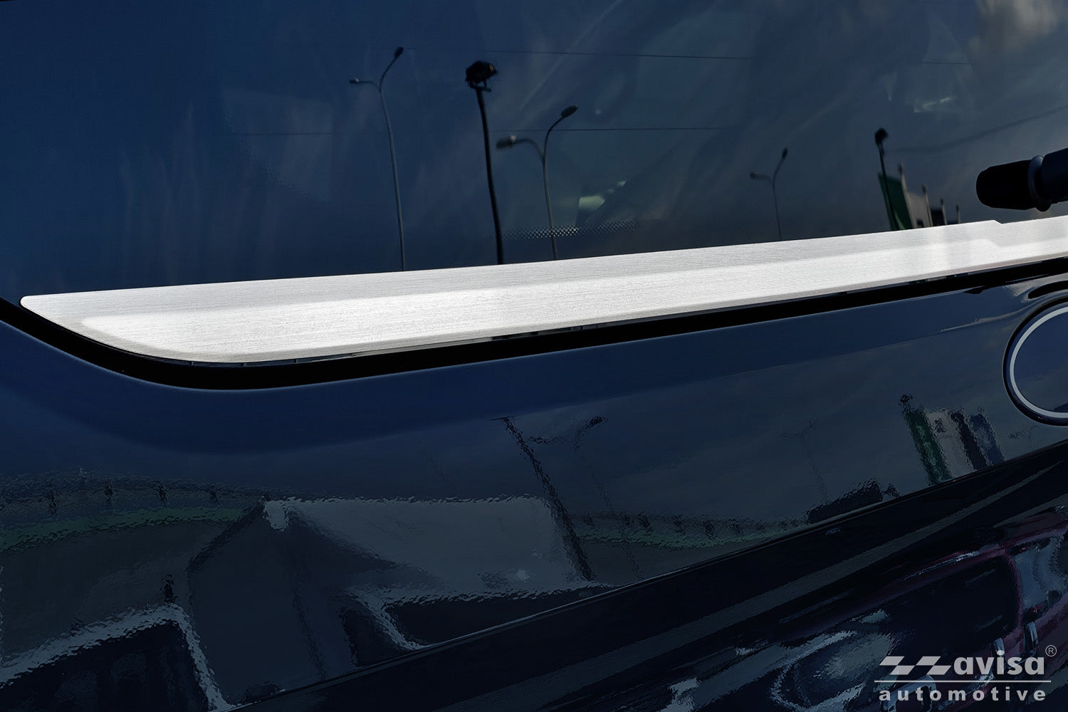 Bakluckelist Ford Tourneo Custom II 2023+ – Silver satin (2/36133) – detaljbild 3