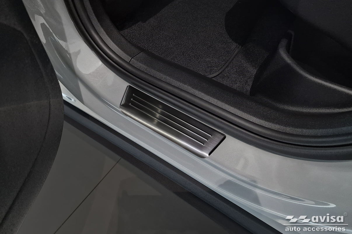Tröskelskydd Lines Volvo EX 30 2023+ – Svart – detaljbild 2