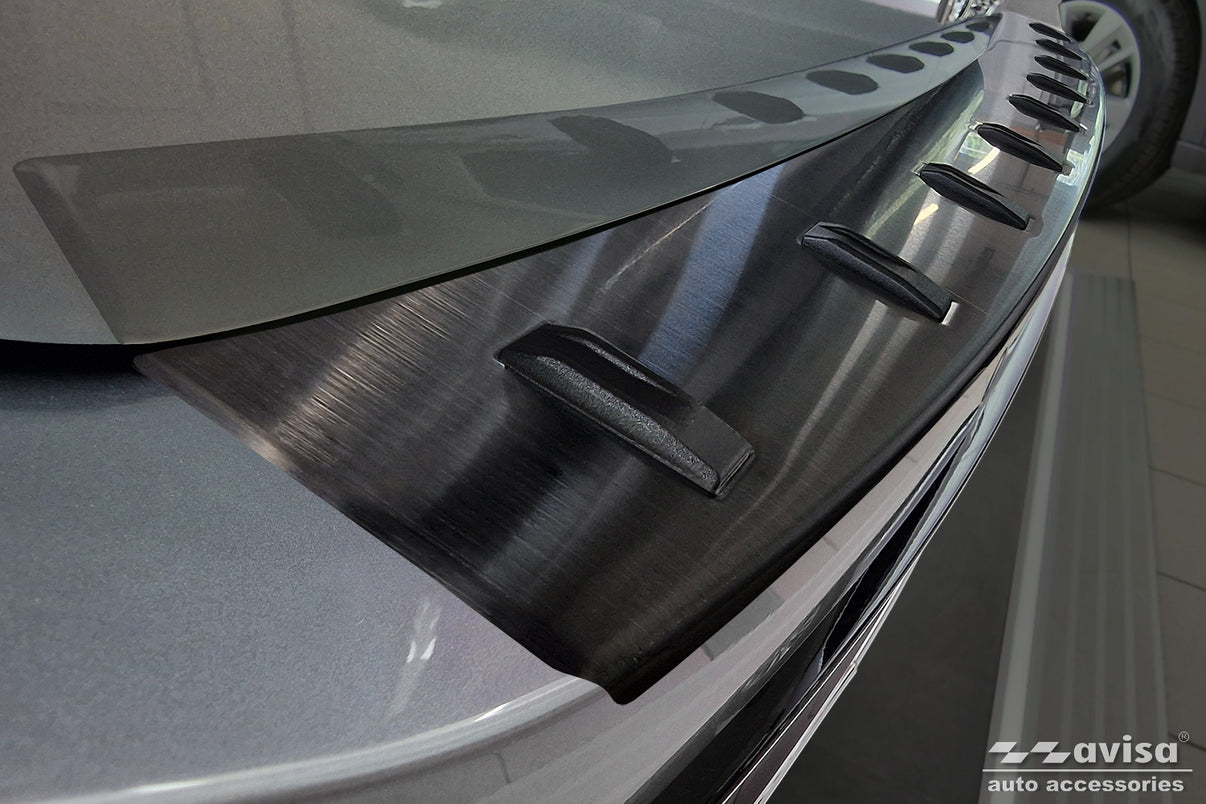 Lastskydd Strong Edition Volkswagen Passat B9 Variant/ R-line/ Hybrid 2024+ – Svart – detaljbild 3