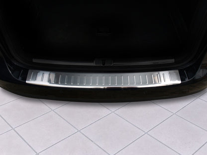Lastskydd Volkswagen Passat B6 variant 2005–2010 – Silver satin – detaljbild 2