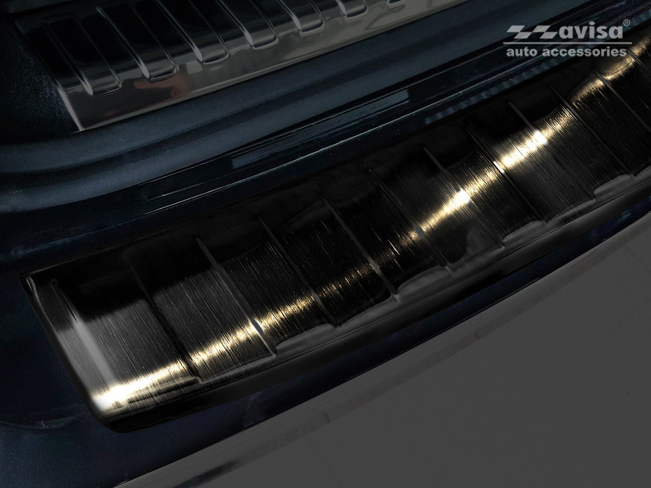 Lastskydd Audi A6 C8 V Avant/ S-line/ Allroad 2018–2023, facelift 2023–2025 / Audi A6 C8 V Allroad 2019+ – Svart – detaljbild 2