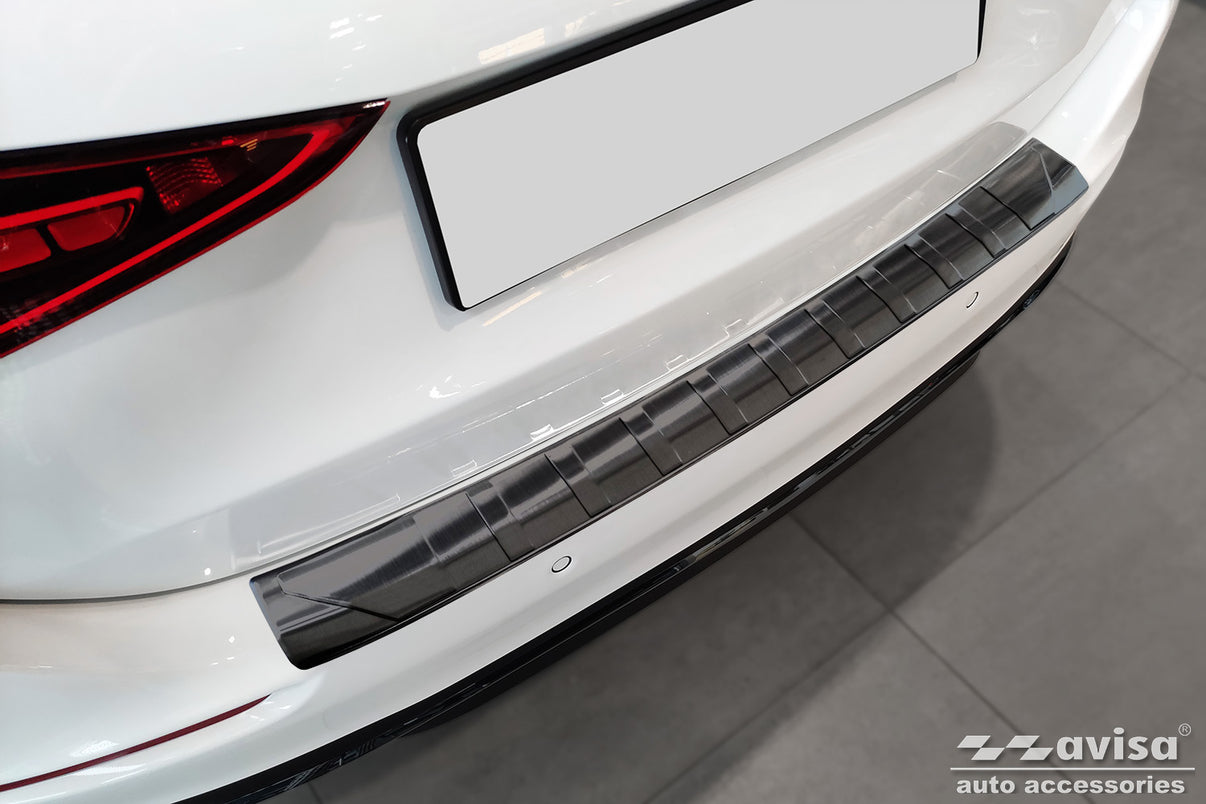 Lastskydd Mercedes C Class V Kombi S206 2021+ – Svart – detaljbild 3