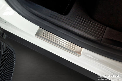 Tröskelskydd Lines Dacia Duster III 2024+ – Silver – detaljbild 2