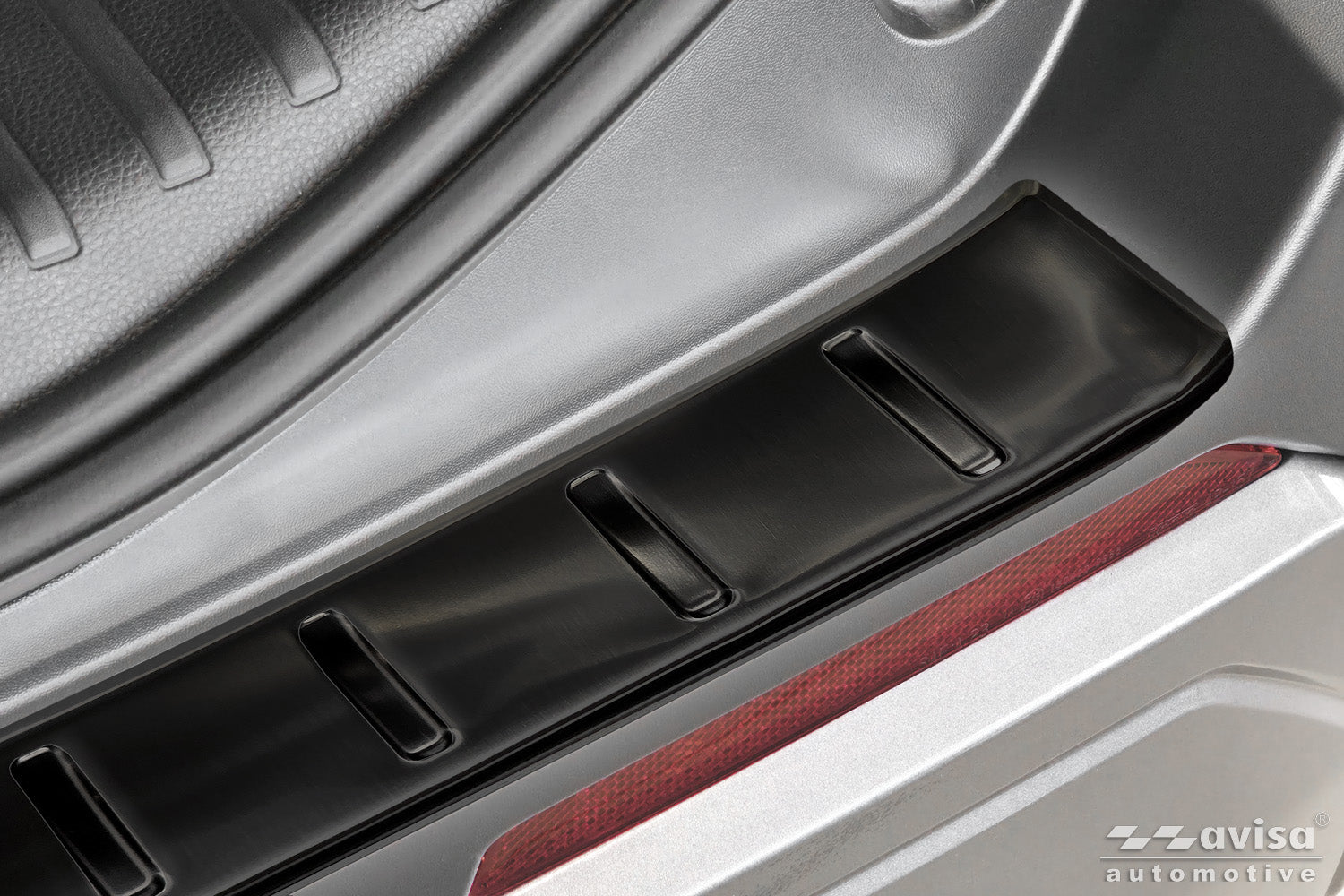 Lastskydd Toyota Rav 4 VI (XA6) 2026+ – Svart – detaljbild 3