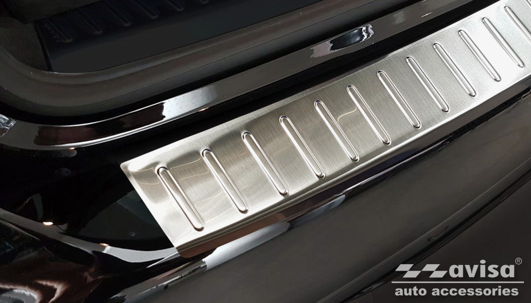 Lastskydd Mercedes C Class W205 Kombi 2014–2018, facelift 2018–2021 – Silver satin – detaljbild 3