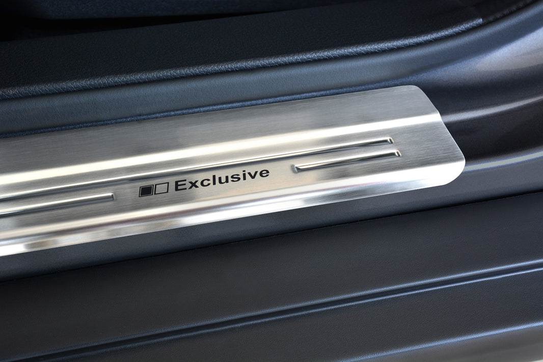 Tröskelskydd Exclusive Nissan X-Trail III (T32) 2014–2017, facelift 2017–2021 – Silver satin