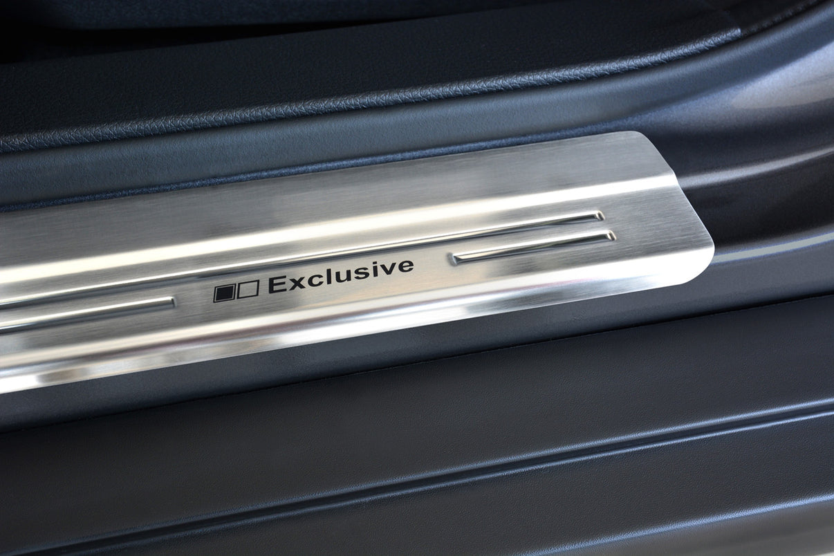 Tröskelskydd Exclusive Nissan X-Trail III (T32) 2014–2017, facelift 2017–2021 – Silver satin