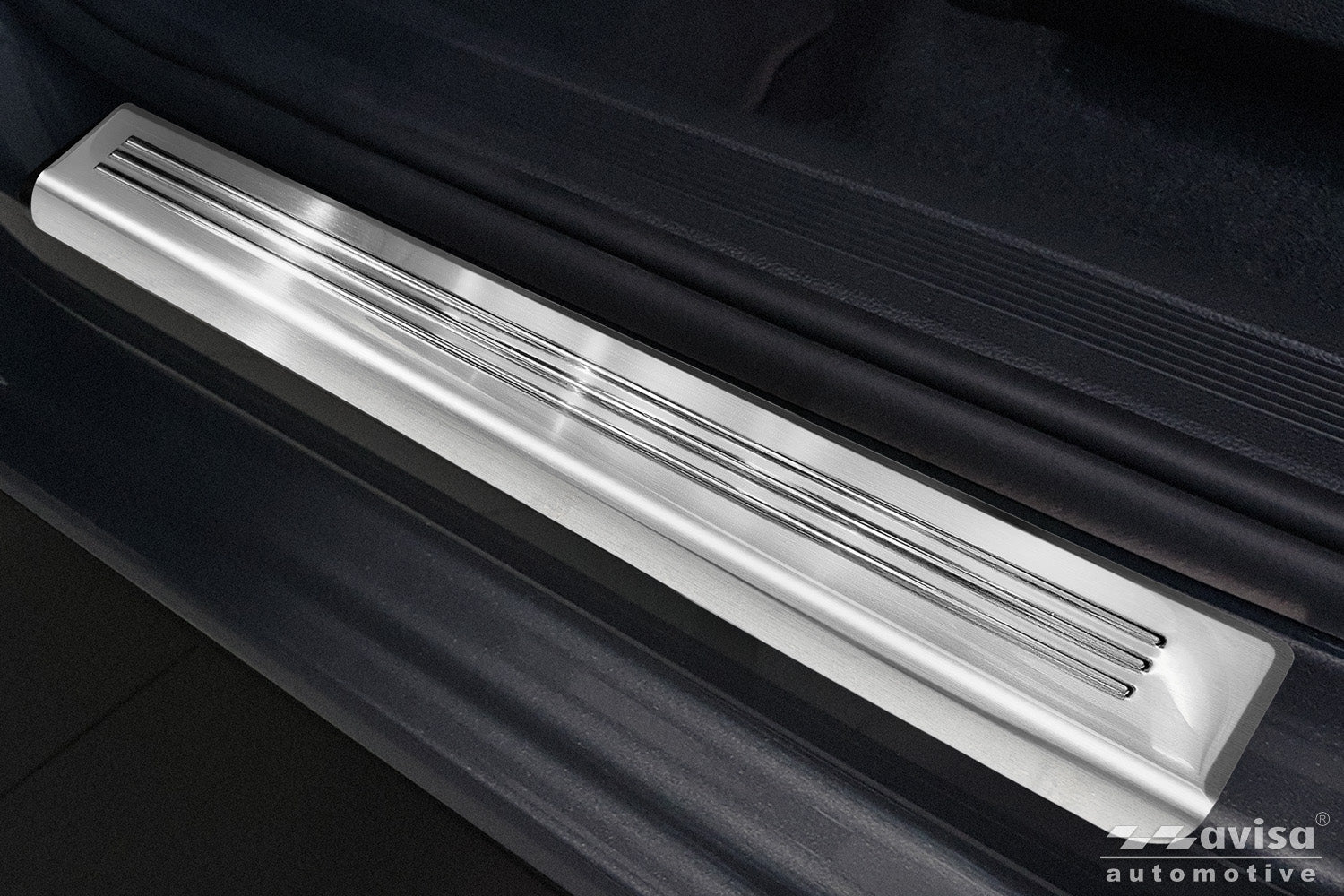 Tröskelskydd Lines Volkswagen Touran III/ R-line 2015+ – Silver satin – detaljbild 2