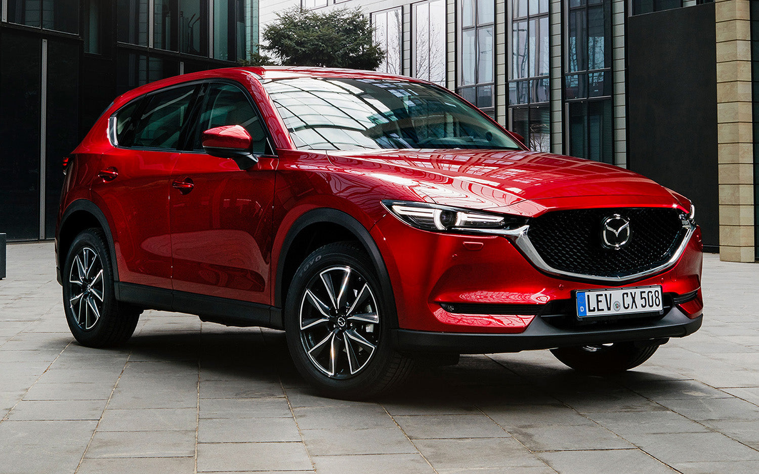 Lastskydd Mazda CX-5 II 2017–2021, facelift 2021–2026 – Spegelblank svart – detaljbild 2
