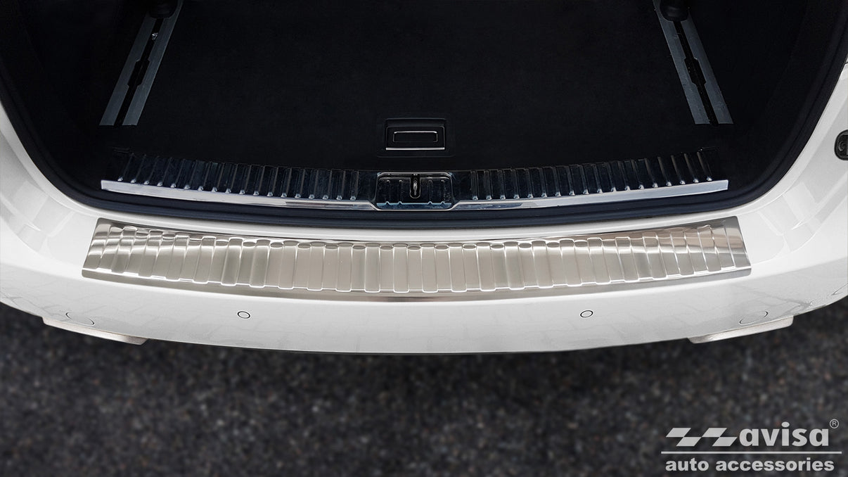 Lastskydd Porsche Cayenneii (92A) 2010–2014 – Silver satin – detaljbild 3