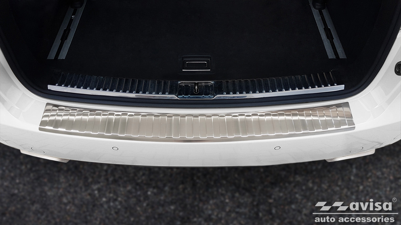 Lastskydd Porsche Cayenneii (92A) 2010–2014 – Silver satin – detaljbild 3