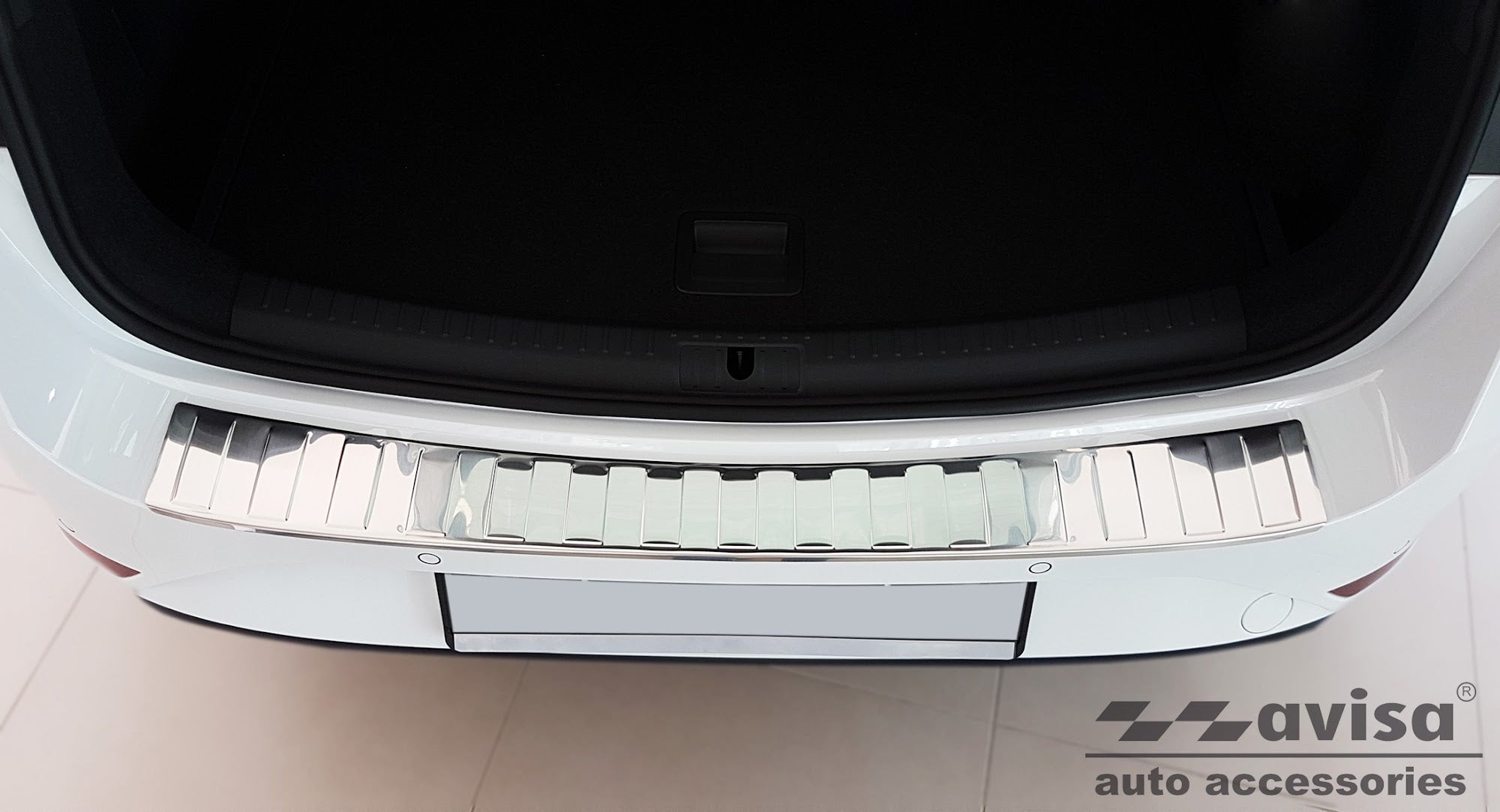 Lastskydd Seat Cupra Leon Sportstourer (KL) 2021– 2024 facelift 2024+ m.fl. – Silver satin – detaljbild 3