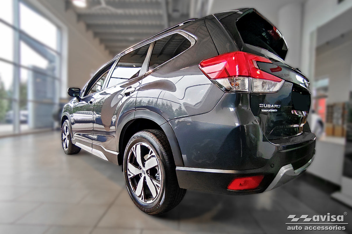 Lastskydd Subaru Forester V suv 2018– 2024 – Svart – detaljbild 2