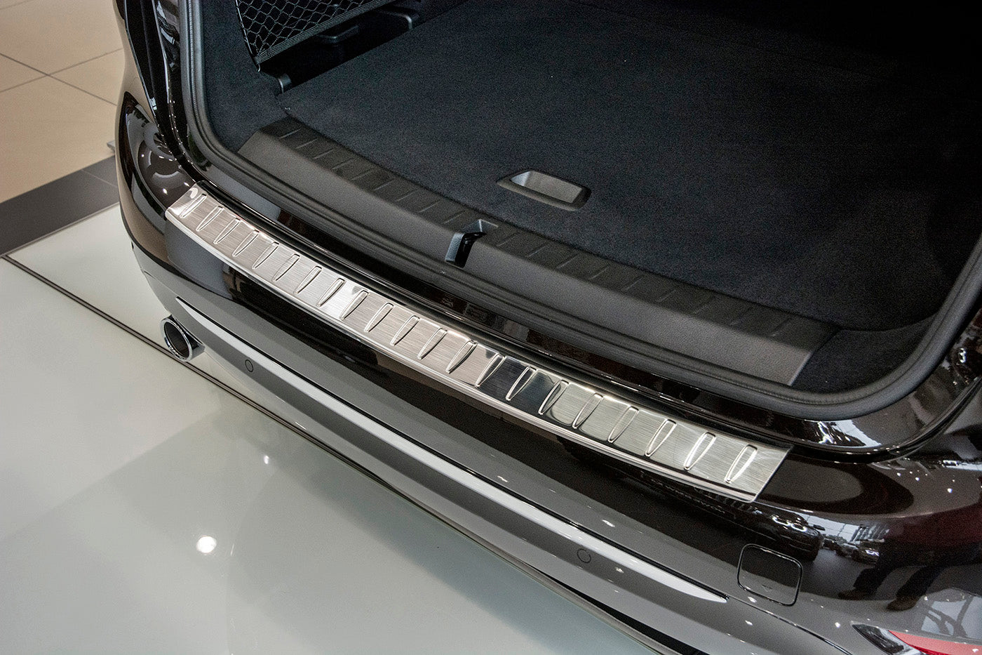 Lastskydd BMW 2 Gran Tourer 2015–2022 – Silver satin – detaljbild 2