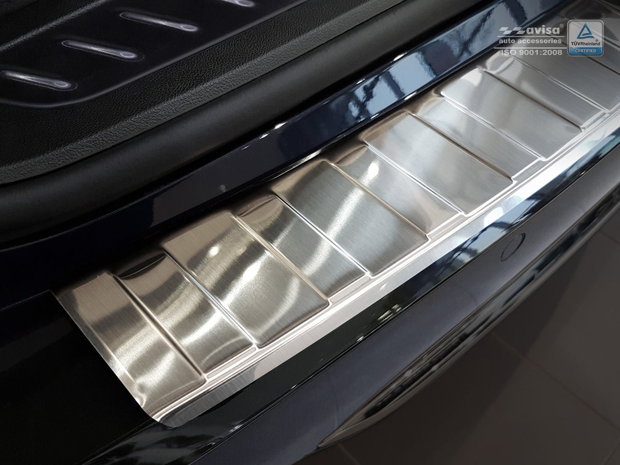 Lastskydd BMW 5 G31 touring 2017–2020 (utan M-paket) / BMW 5er Touring Luxury Line 2017–2020 – Silver satin – detaljbild 2