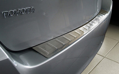 Lastskydd Toyota Verso 5-dörrars 2009–2013 – Silver satin – detaljbild 2