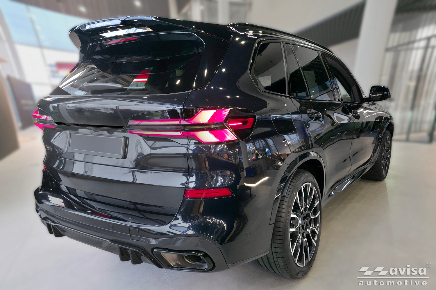 Bakluckelist BMW X5 IV G05 M-paket 2018–2023 facelift 2023+ – Spegelblank svart – detaljbild 2