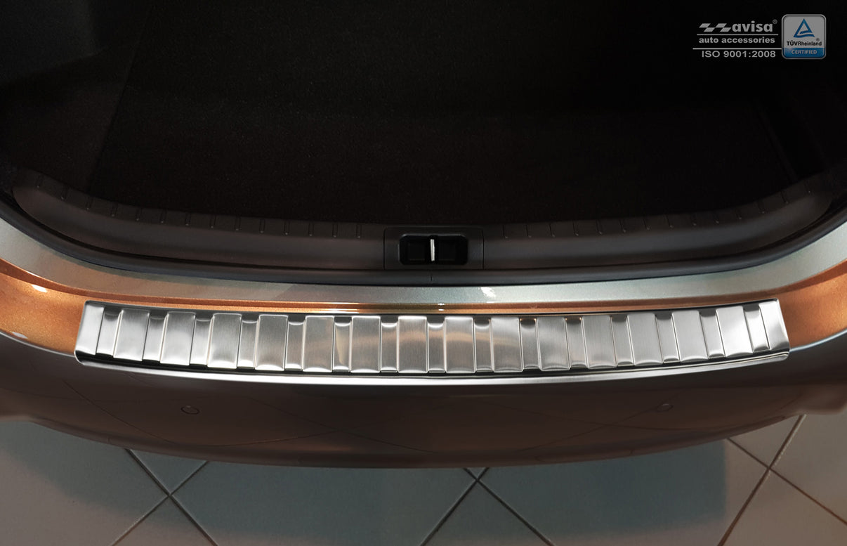 Lastskydd Toyota Corolla XI E160 2013–2016, facelift 2016–2019 – Silver satin – detaljbild 3