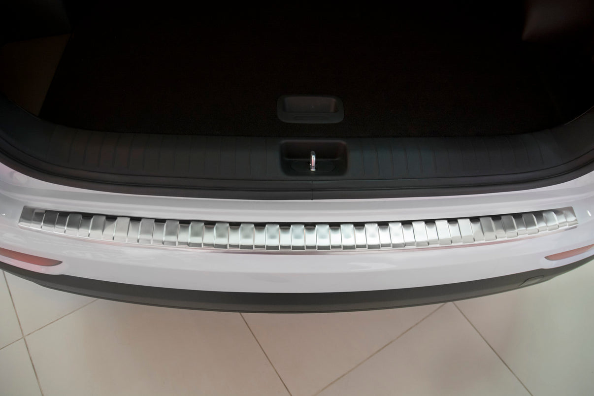 Lastskydd Kia Sportage IV 2016–2018 – Silver satin – detaljbild 3