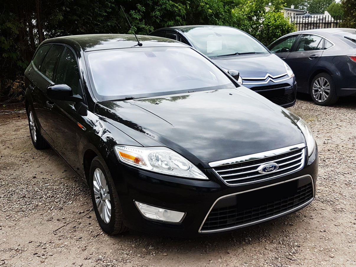 Lastskydd Ford Mondeo IV MK4 Kombi 2007–2010 – Silver satin – detaljbild 3