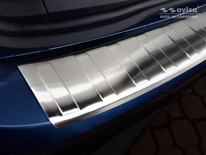 Lastskydd Ford Focus IV Kombi/ ST-Line/ Active 2018–2021, facelift 2021+ – Silver satin – detaljbild 2