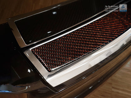 Lastskydd Volvo XC60 2013–2017 – Spegelpolerat silver, Röd Kolfiber – detaljbild 2