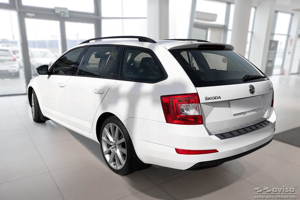 Lastskydd Strong Edition Skoda Octavia III Kombi 2013–2016 – Svart – detaljbild 2