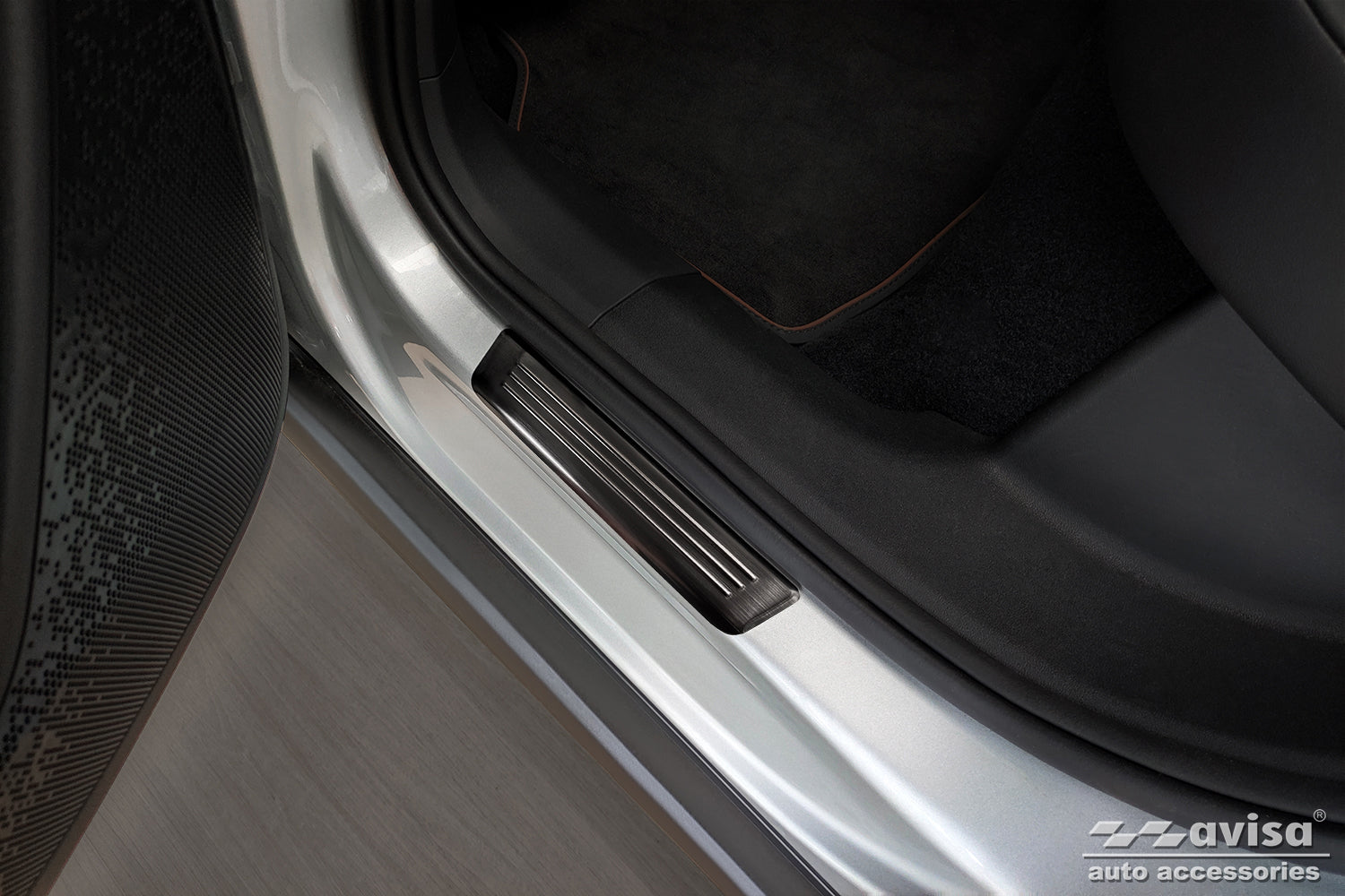 Tröskelskydd Special Edition Skoda Enyaq IV 2020+/ Skoda Enyaq Coupe iV 2022+ – Svart – detaljbild 2