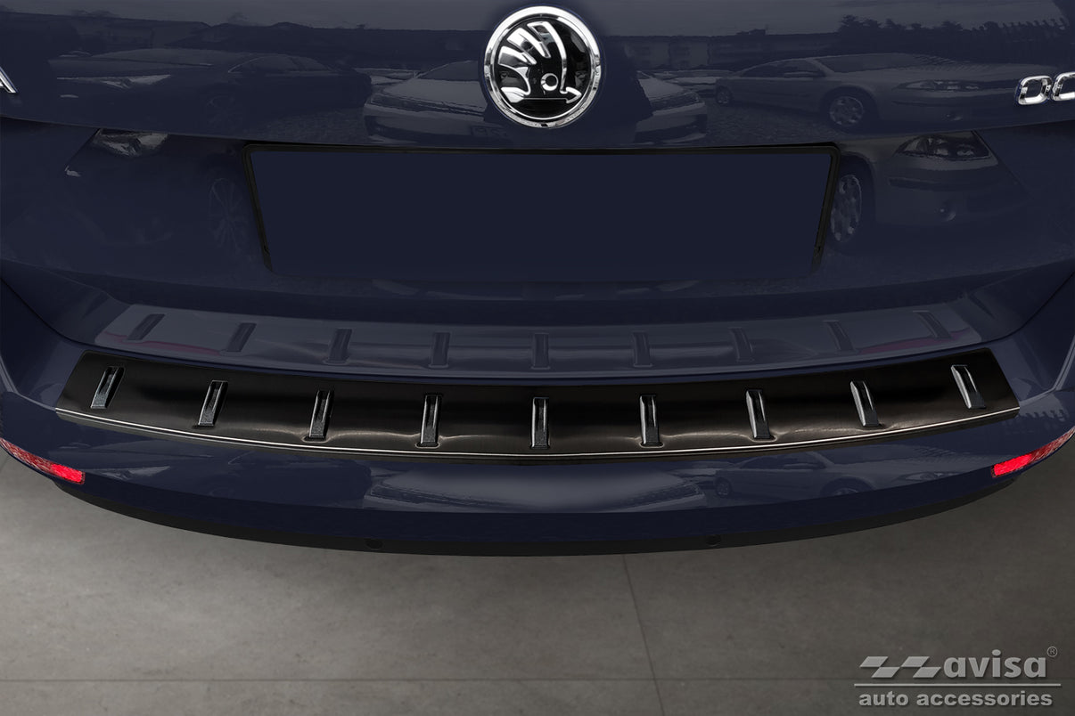 Lastskydd Strong Edition Skoda Octavia III Kombi facelift 2016–2019 – Svart – detaljbild 3