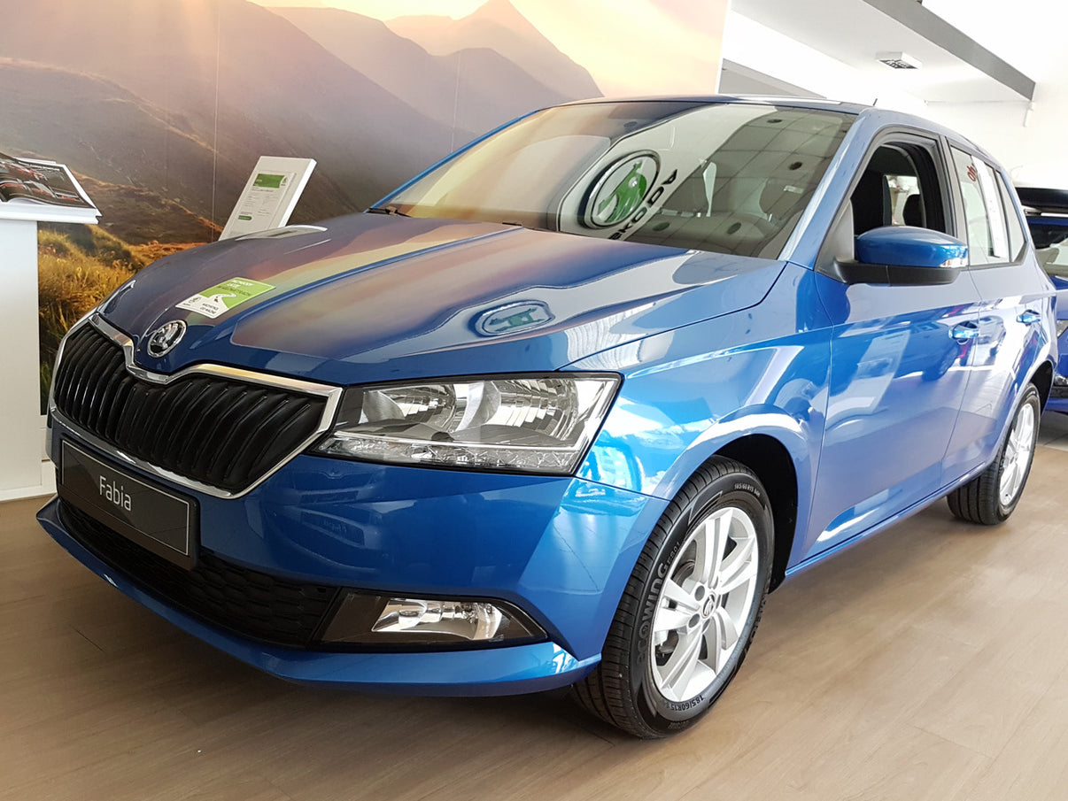 Lastskydd Skoda Fabia III halvkombi facelift 2018–2021 – Svart – detaljbild 3