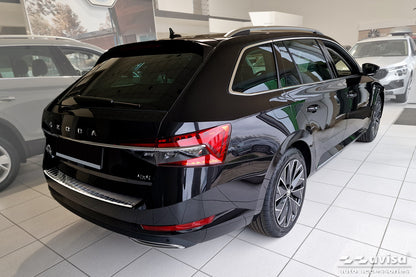 Lastskydd Skoda Superb III Kombi 2015–2019, facelift 2019–2024/ Scout III 2019+ – Spegelpolerat silver – detaljbild 2