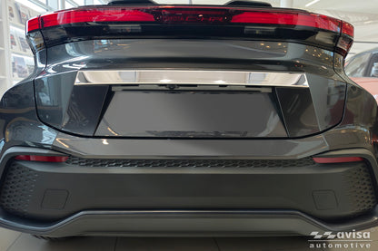 Bakluckelist Toyota C-Hr II (X20) 2023+ – Spegelpolerat silver – detaljbild 3