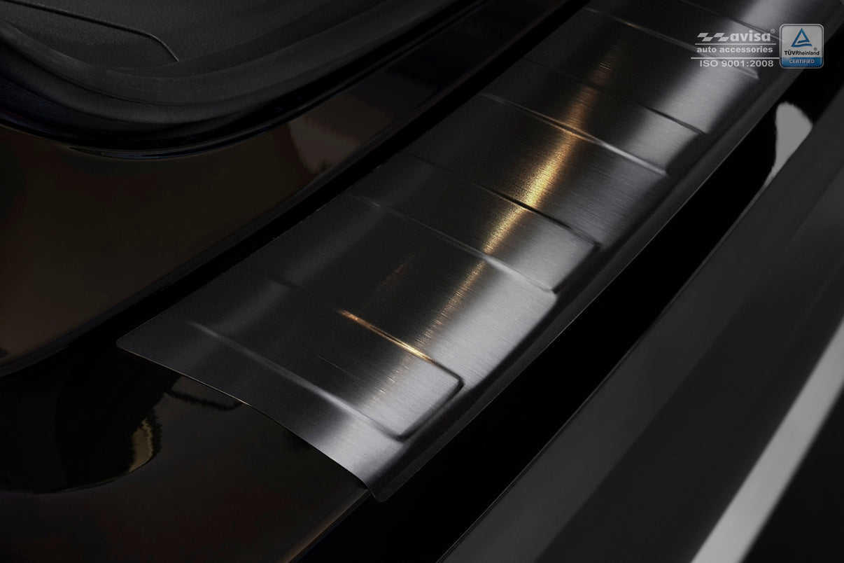 Lastskydd Mitsubishi Outlander III facelift 2015–2017, facelift 2017–2022 m.fl. – Svart – detaljbild 2