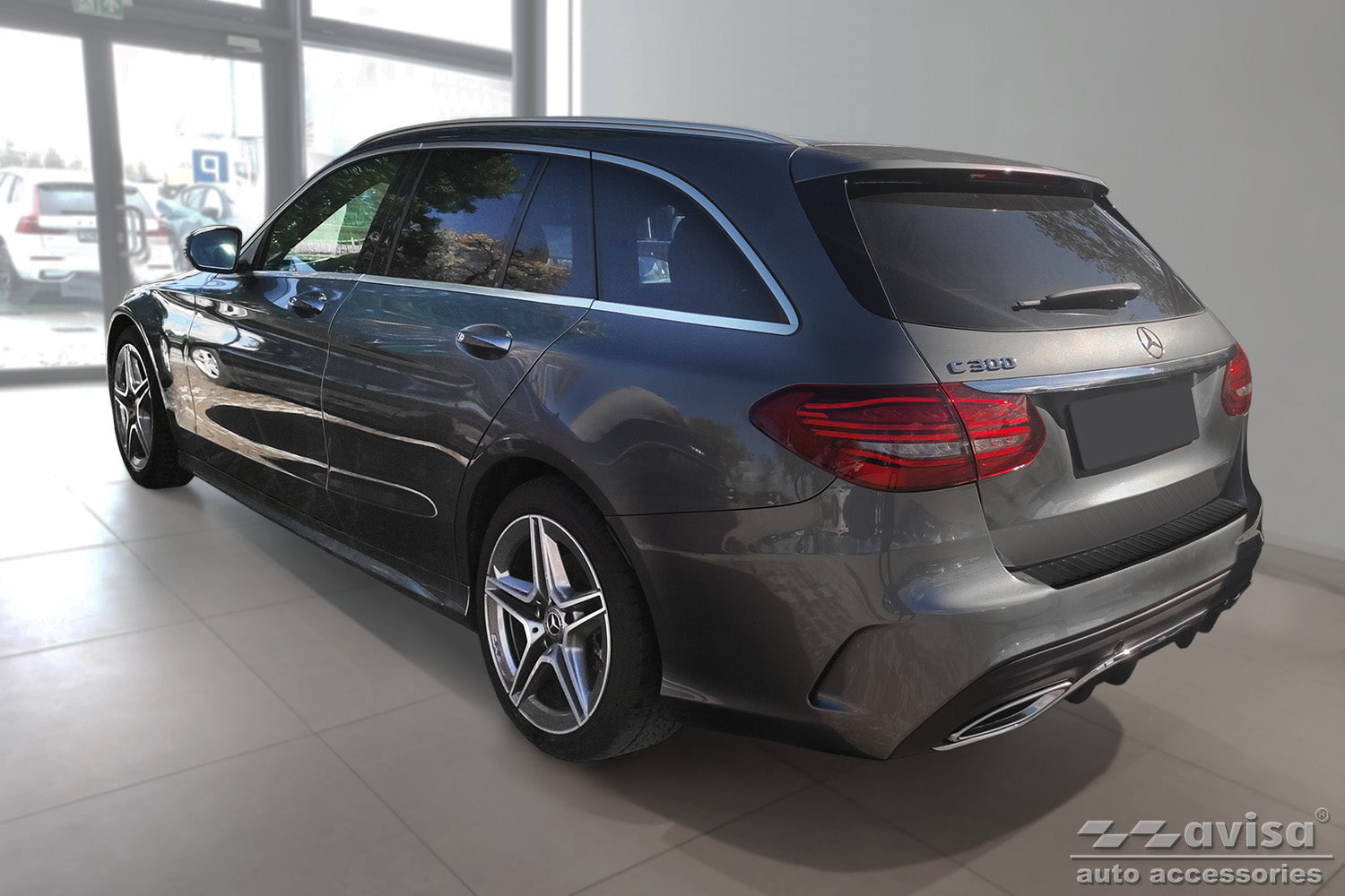 Lastskydd Black Mat Mercedes C Class W205 Kombi 2014–2018, facelift 2018–2021 – Mattsvart – detaljbild 2