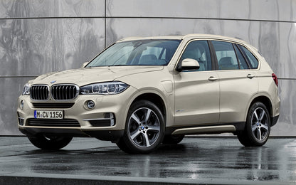 Lastskydd BMW X5 F15 2013+ – Spegelblank steel, Röd Kolfiber – detaljbild 3