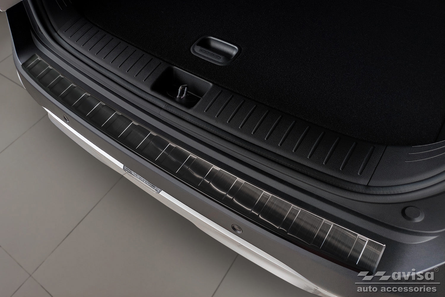 Lastskydd Kia Sportage V 2021–2025 – Svart – detaljbild 3