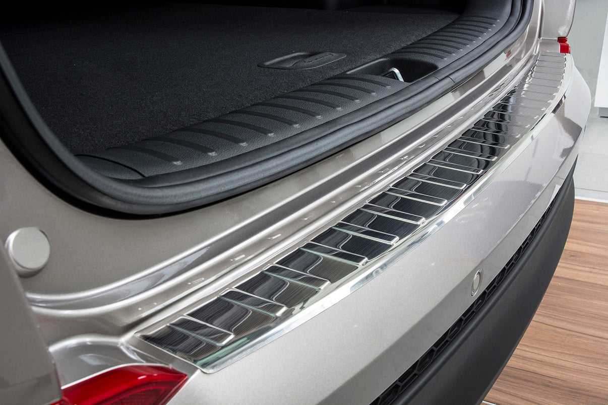 Lastskydd Hyundai Tucson 2015–2018 – Silver satin – detaljbild 2