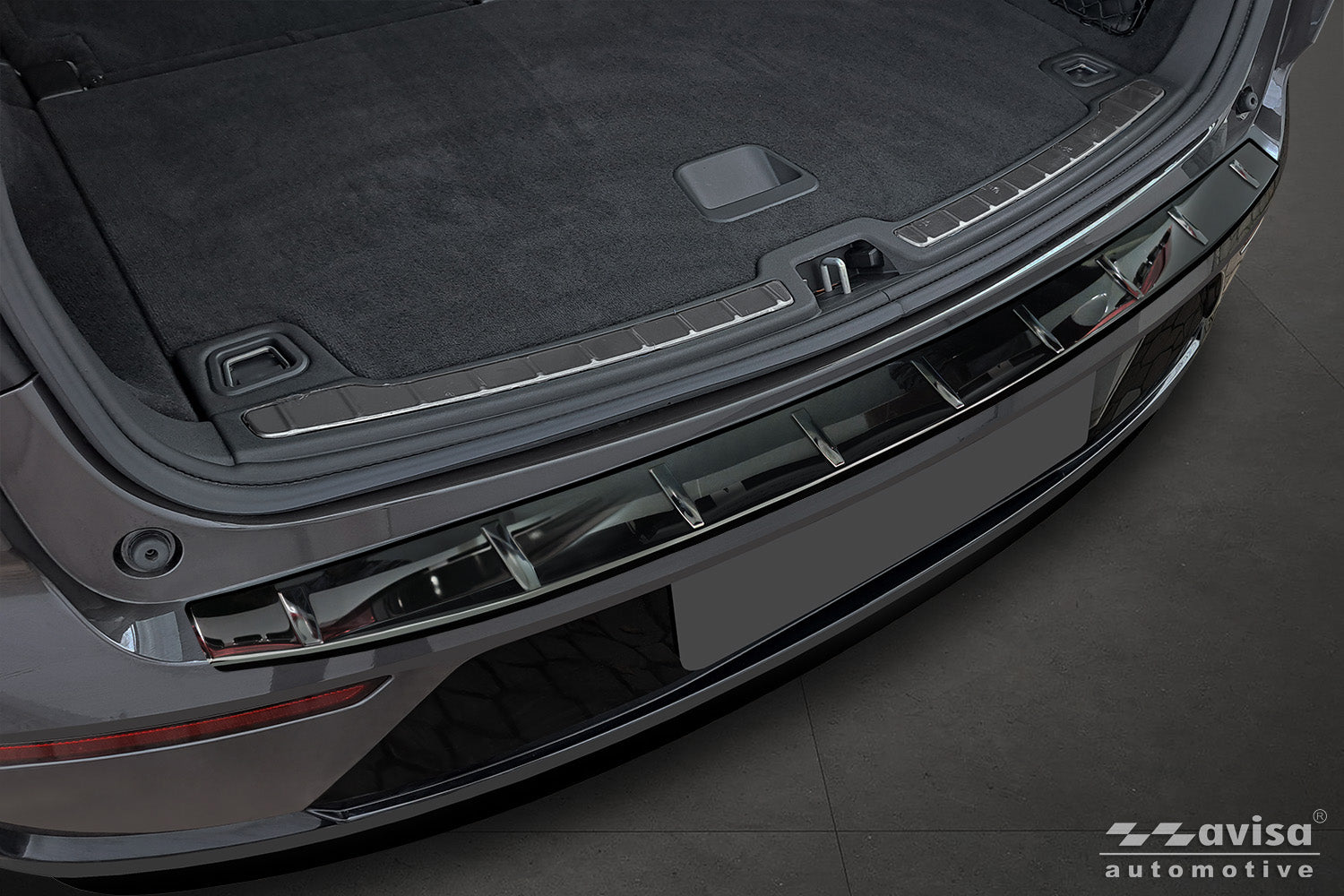 Lastskydd Volvo EX 90 2024+ – Spegelblank svart – detaljbild 3