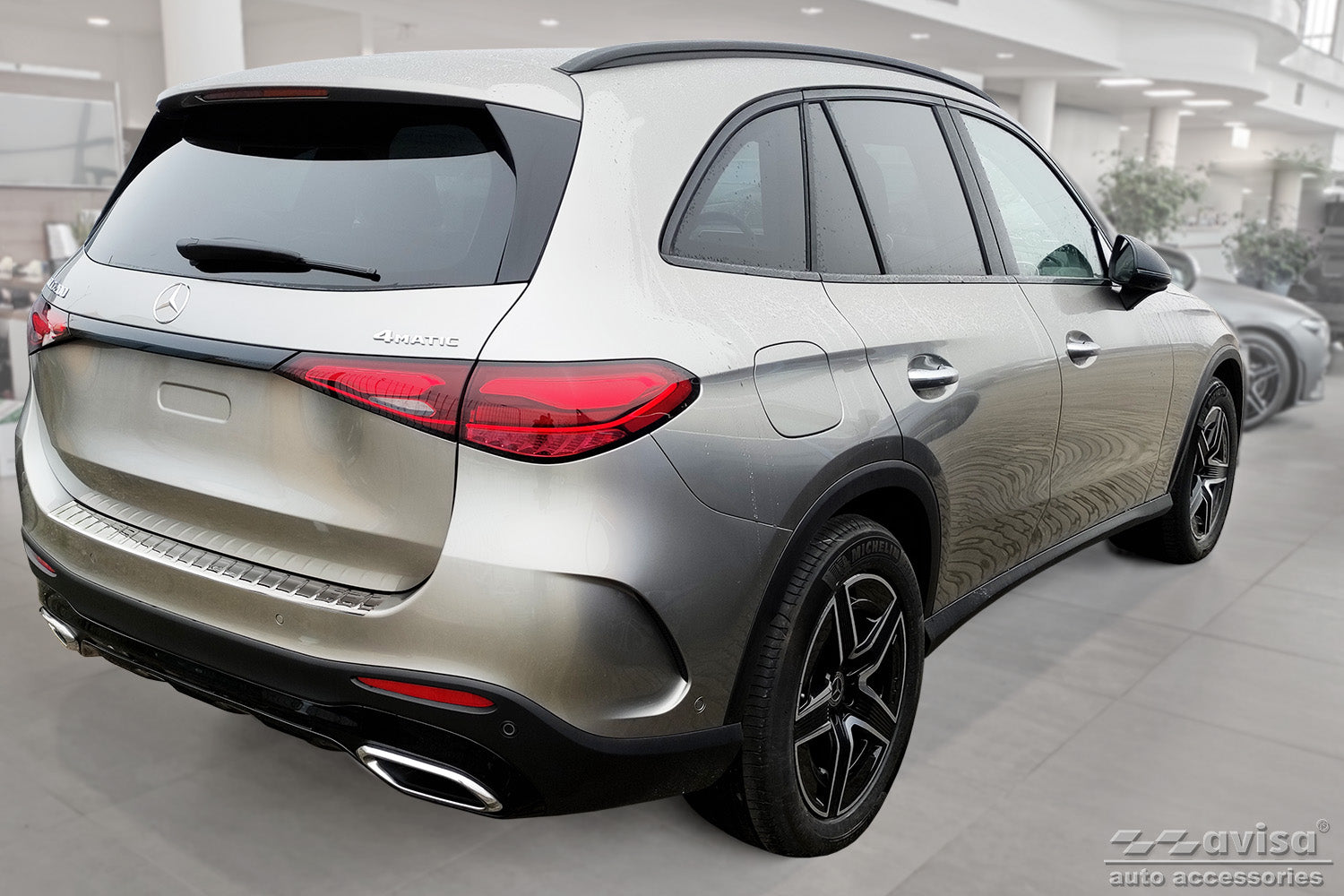 Lastskydd Mercedes Glc II (X254) 2022+/ AMG – Spegelpolerat silver – detaljbild 2